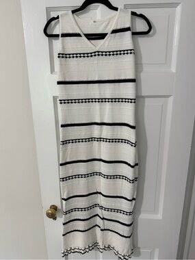 Sleeveless White & Black Striped Knit Maxi Dress